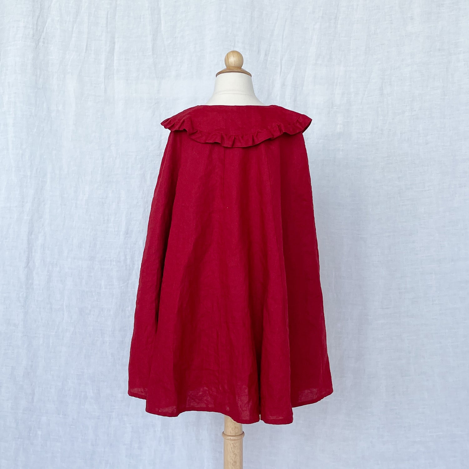 Linen Collar Cape in Berry