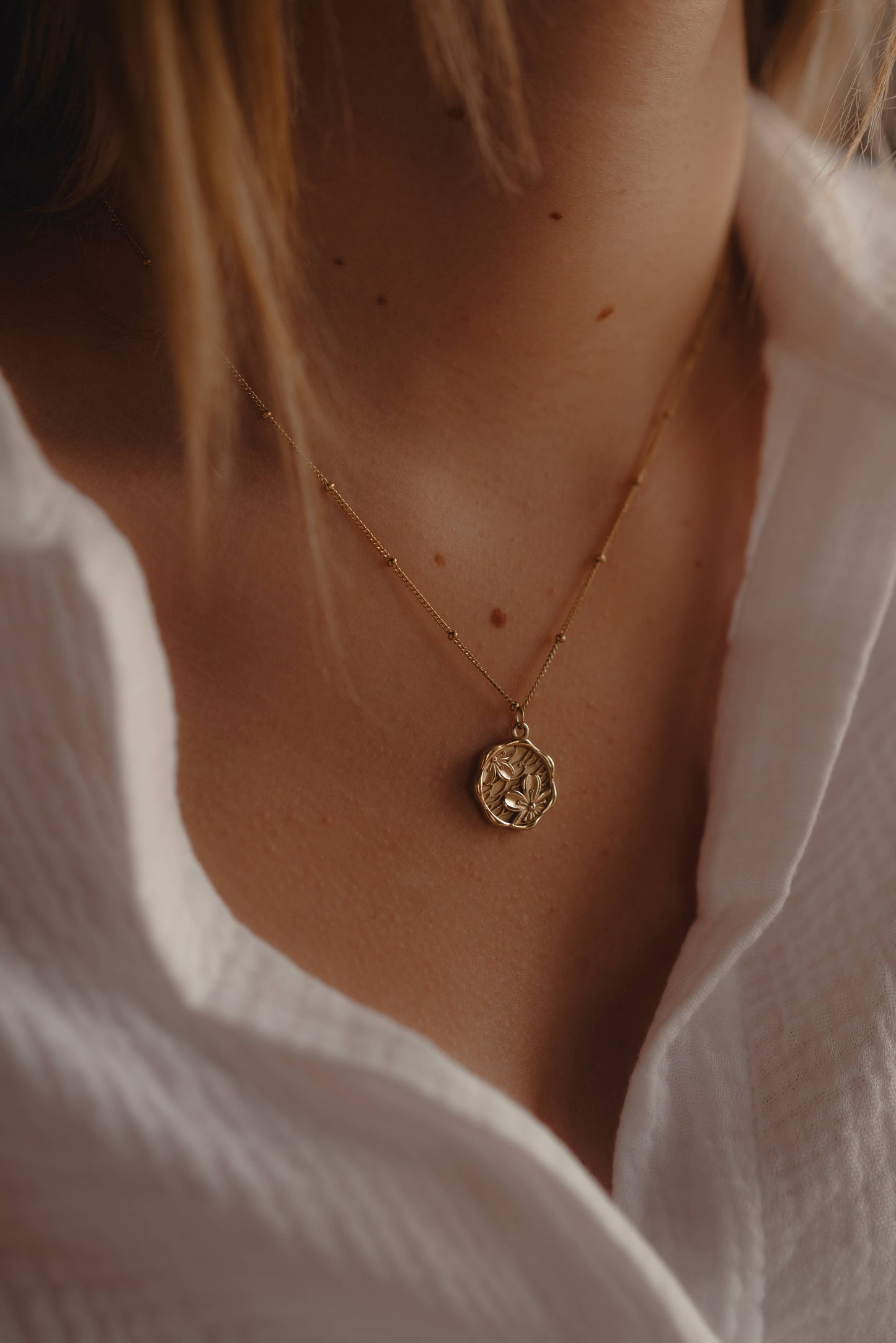 A Worshipping People - Minimalist Necklace