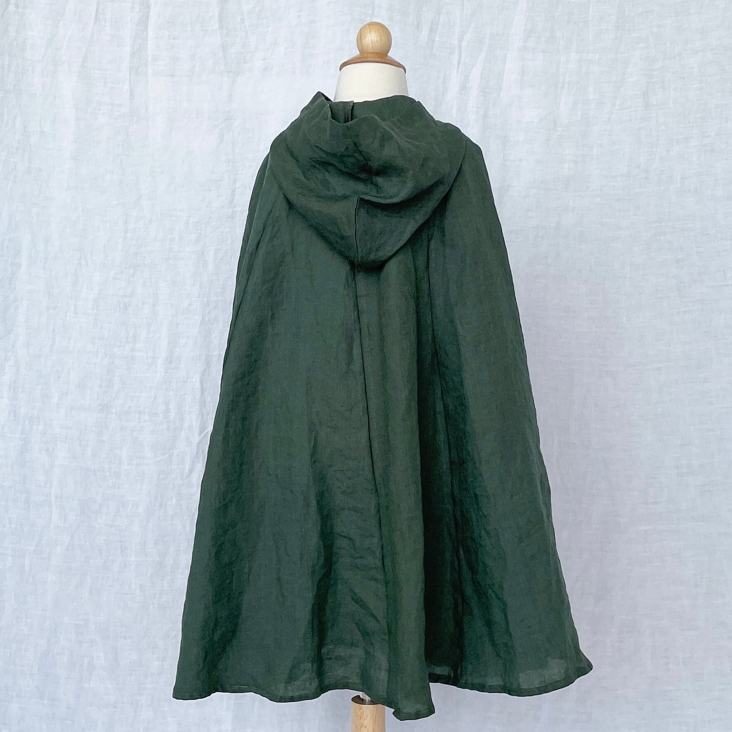 Hooded Cape, Forest