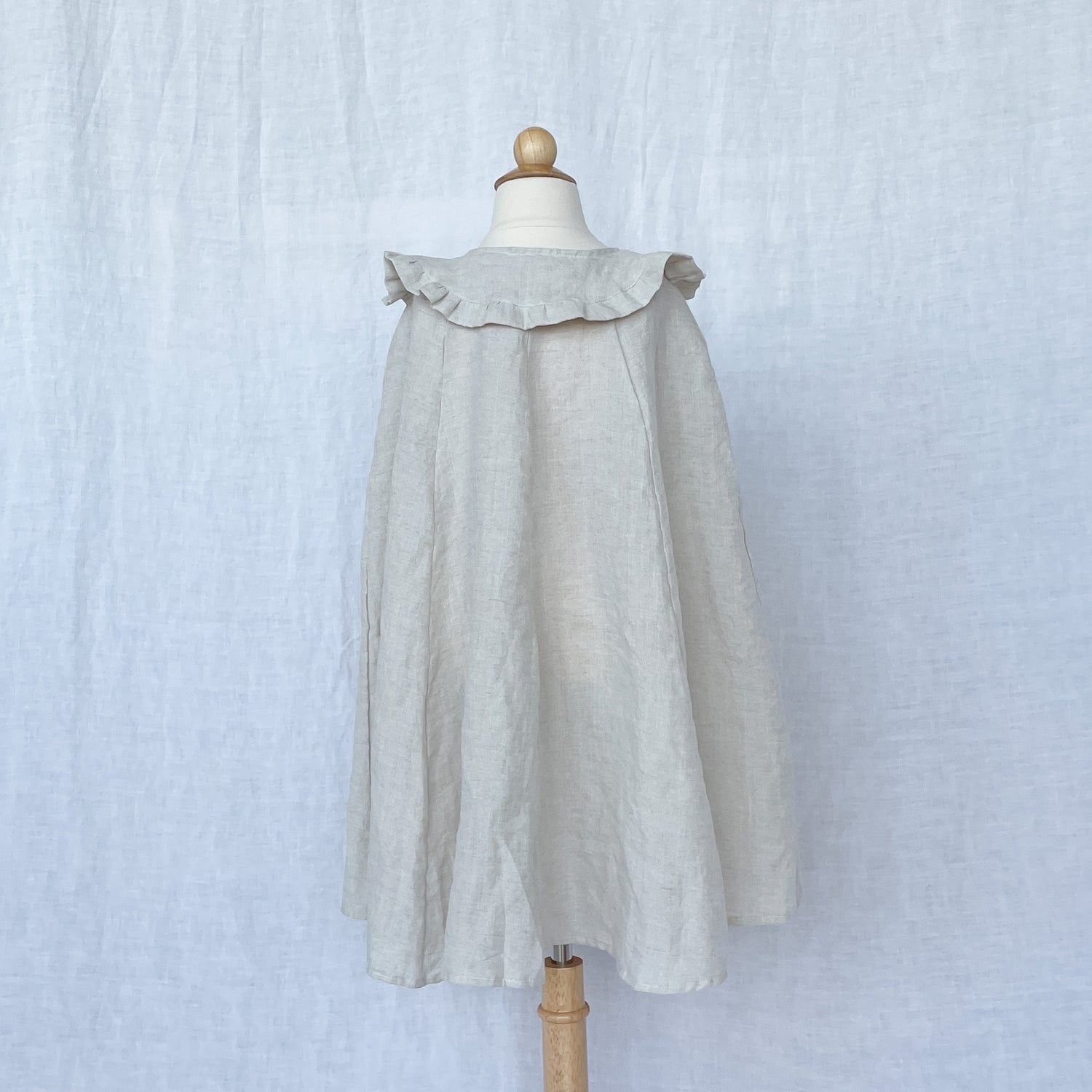 Back view of Flax linen collar cape