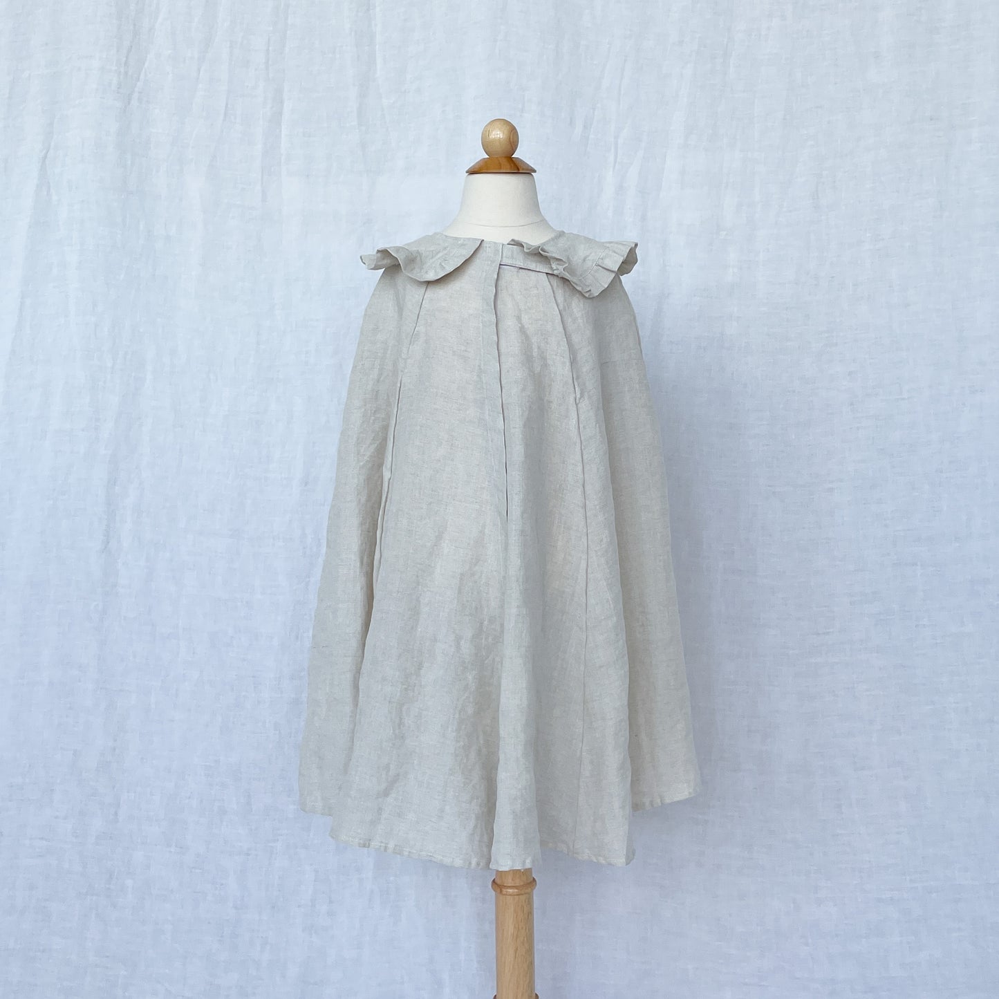 Front view of Flax linen collar cape
